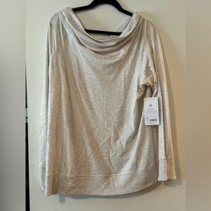 NWT Athleta Studio Barre Sweatshirt in Cream, size XL